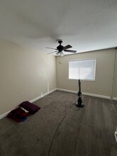 10307 Carefree Dr in Santee, CA - Foto de edificio - Building Photo