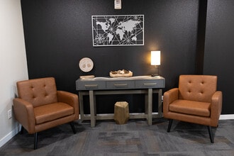 Elmview II Apartments in Faribault, MN - Foto de edificio - Building Photo