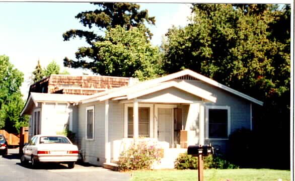 648-650 Harvard Ave in Menlo Park, CA - Building Photo - Building Photo