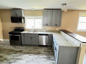 5328 W Leland Ave in Chicago, IL - Building Photo - Building Photo