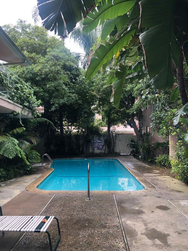 4222 Longridge Ave Rentals in Studio City, CA