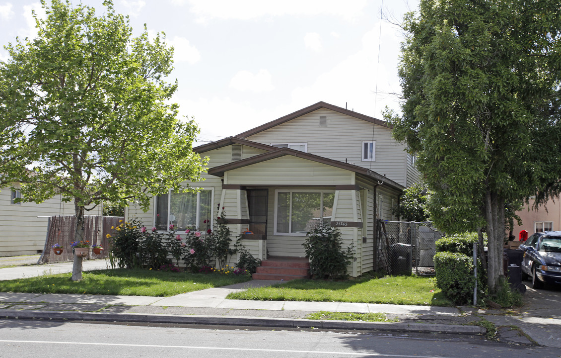 21343 Meekland Ave in Hayward, CA - Building Photo