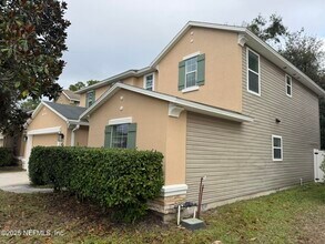 348 Auburn Oaks Rd E in Jacksonville, FL - Building Photo - Building Photo