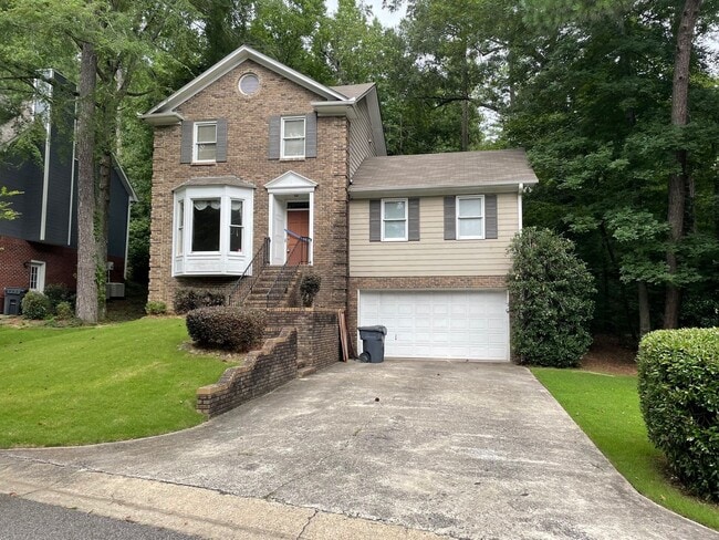 2301 Vestbrook Dr in Vestavia Hills, AL - Building Photo - Building Photo