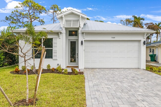 789 109th Ave N in Naples, FL - Building Photo - Building Photo