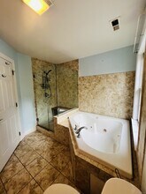 24 Cross St in Danbury, CT - Building Photo - Building Photo