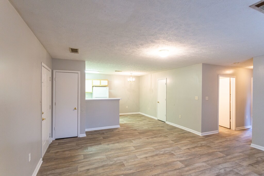 Park Trail Apartments Shelbyville, TN Apartments