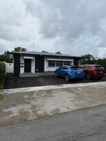 36 SE 5th St in Dania Beach, FL - Building Photo