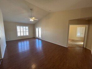 12813 W Palm Ln in Avondale, AZ - Building Photo - Building Photo