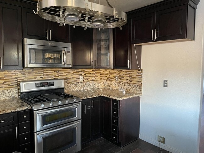 9125 Sparklewood Ct in Las Vegas, NV - Building Photo - Building Photo