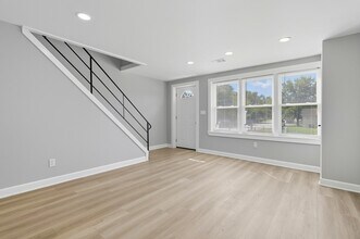 2445 Harriet Ave in Baltimore, MD - Building Photo - Building Photo