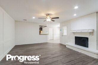 5618 Forest Timbers Dr in Humble, TX - Building Photo - Building Photo