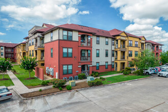 Golden Bamboo Village III Senior in Houston, TX - Building Photo - Building Photo