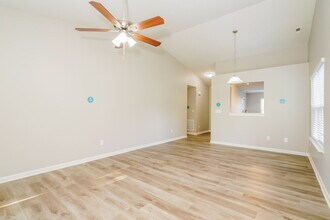 129 Hilltop Farms Blvd in New Whiteland, IN - Building Photo - Building Photo
