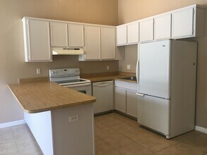 1251 Continental Ct in Tallahassee, FL - Building Photo - Building Photo