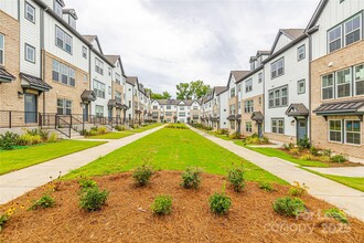 12305 Landry Renee Pl in Charlotte, NC - Building Photo - Building Photo