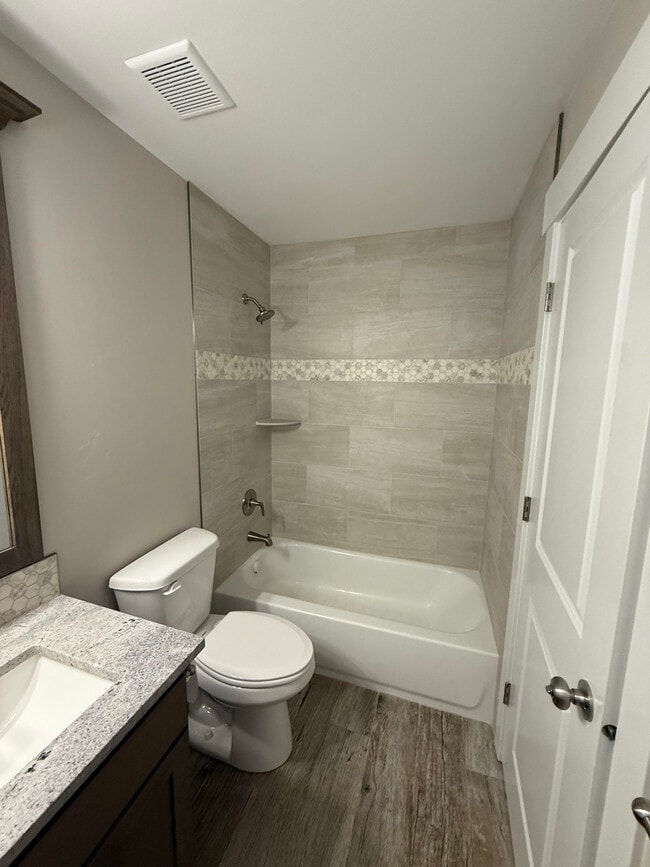 387 Saddle Rock Ln in Idaho Falls, ID - Building Photo - Building Photo