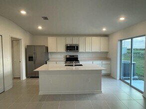 2216 Rock Dr in Haines City, FL - Building Photo - Building Photo