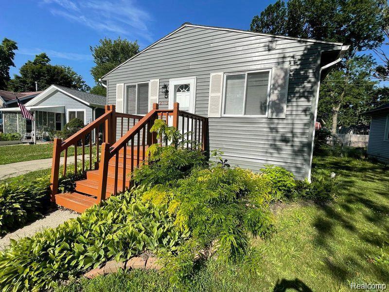 2115 Symes St in Ferndale, MI - Building Photo