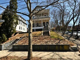 313-315 Mansfield St in New Haven, CT - Building Photo