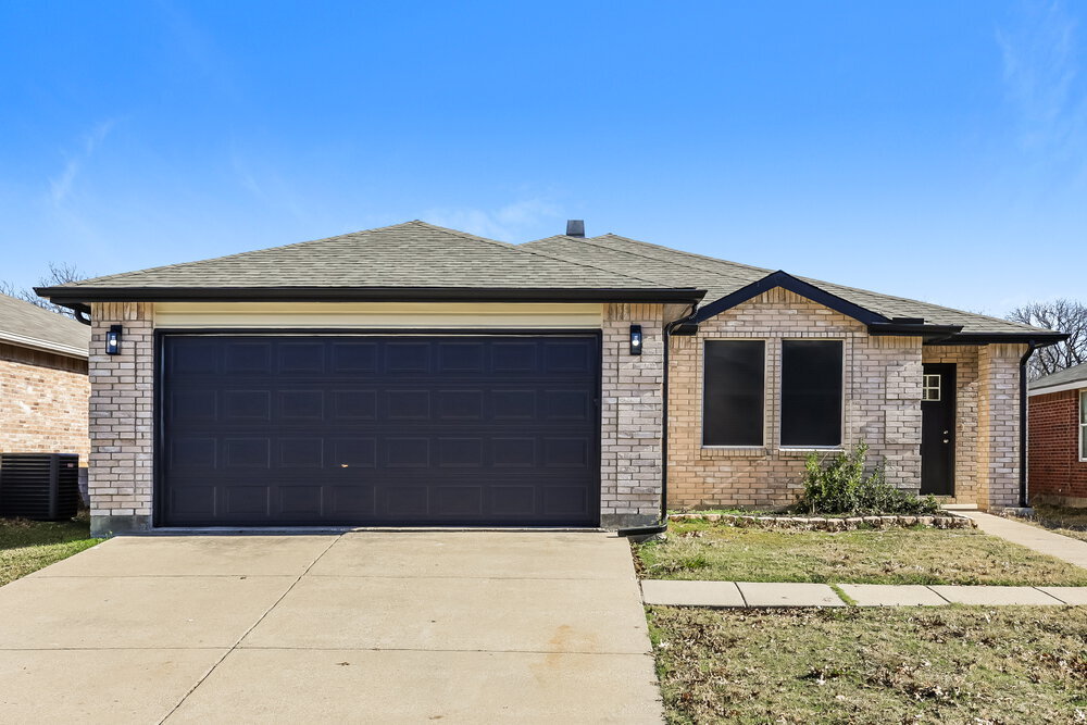 517 Riverflat Dr in Fort Worth, TX - Building Photo