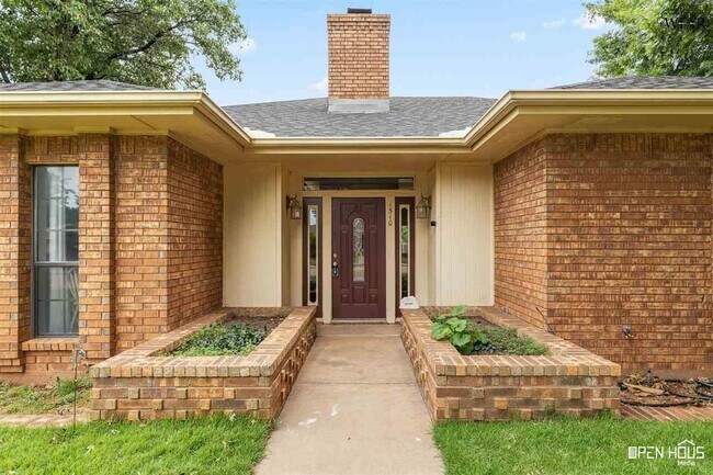 1510 Bentwood Dr in Iowa Park, TX - Building Photo - Building Photo