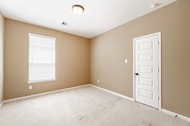 property at 4607 Rockton Hills Ln