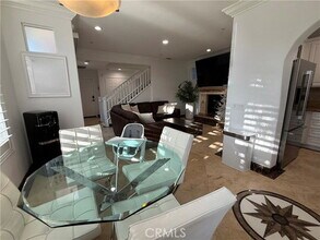 308 Bronze in Irvine, CA - Building Photo - Building Photo