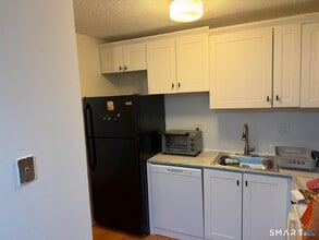 91 4th St in Ansonia, CT - Building Photo - Building Photo