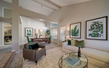 3309 Colonial Ct in Fairfield, CA - Building Photo - Building Photo