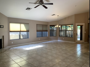 8824 E Charter Oak Dr in Scottsdale, AZ - Building Photo - Building Photo