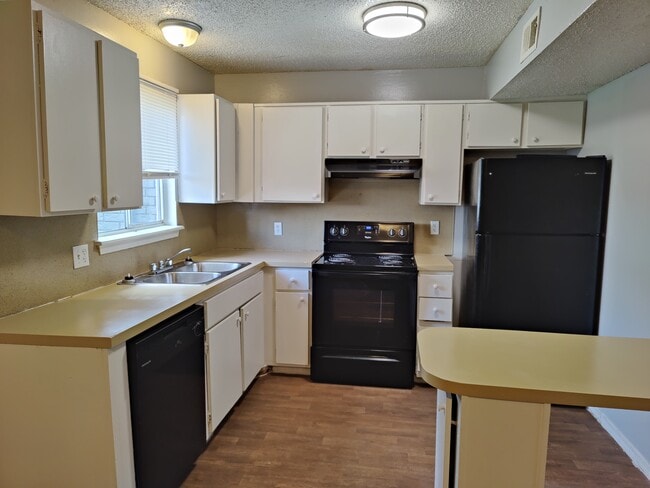 Keystone Townhomes in Mannford, OK - Building Photo - Building Photo