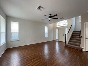10520 Dunham Forest Rd in Austin, TX - Building Photo - Building Photo