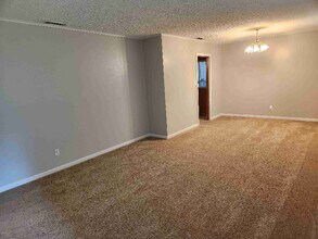 3801 Jan Ave in Tyler, TX - Building Photo - Building Photo