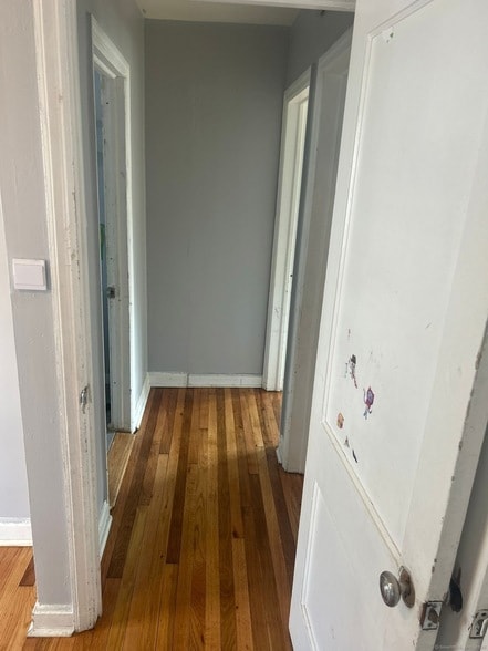 1575 Boston Ave in Bridgeport, CT - Foto de edificio - Building Photo