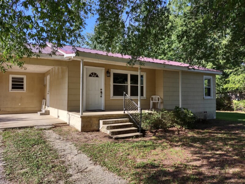 421 Pauline Ave in Gadsden, AL - Building Photo