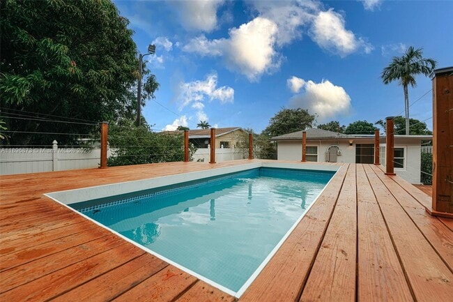 property at 1430 SW 32nd Ct