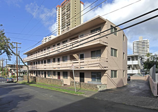 1610 Liholiho St in Honolulu, HI - Building Photo - Building Photo