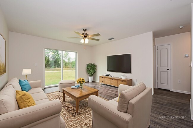 146 Blackstone Dr in Ft. Myers, FL - Building Photo - Building Photo