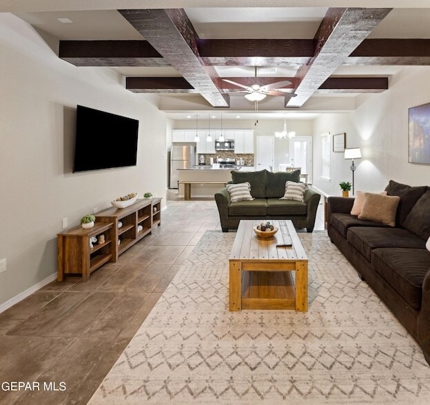 14733 Harry Flournoy Ave in El Paso, TX - Foto de edificio - Building Photo