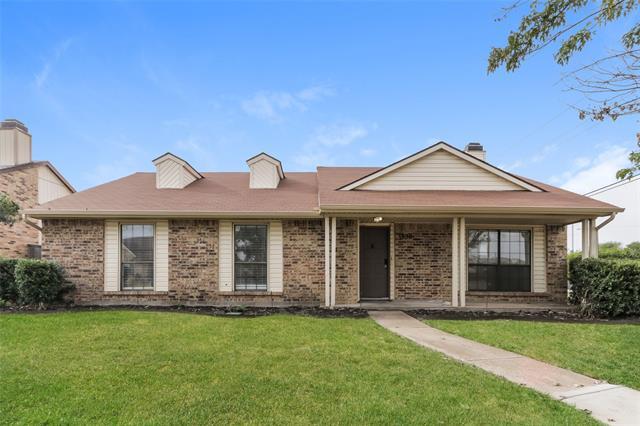 1930 Robert Jones Dr in Mesquite, TX - Foto de edificio