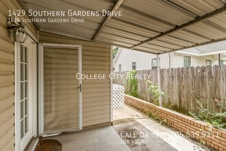 1429 Southern Gardens Dr in Tuscaloosa, AL - Building Photo - Building Photo