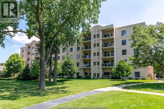 property at 315 Village Grove Dr