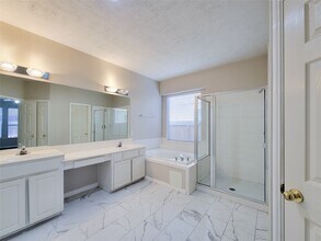 1310 Matson Manor Ct in Spring, TX - Building Photo - Building Photo