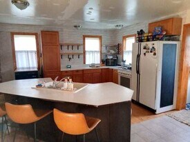 913 2nd St SE in Waseca, MN - Building Photo