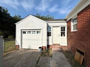 5946 E 4th St in Tulsa, OK - Foto de edificio - Building Photo