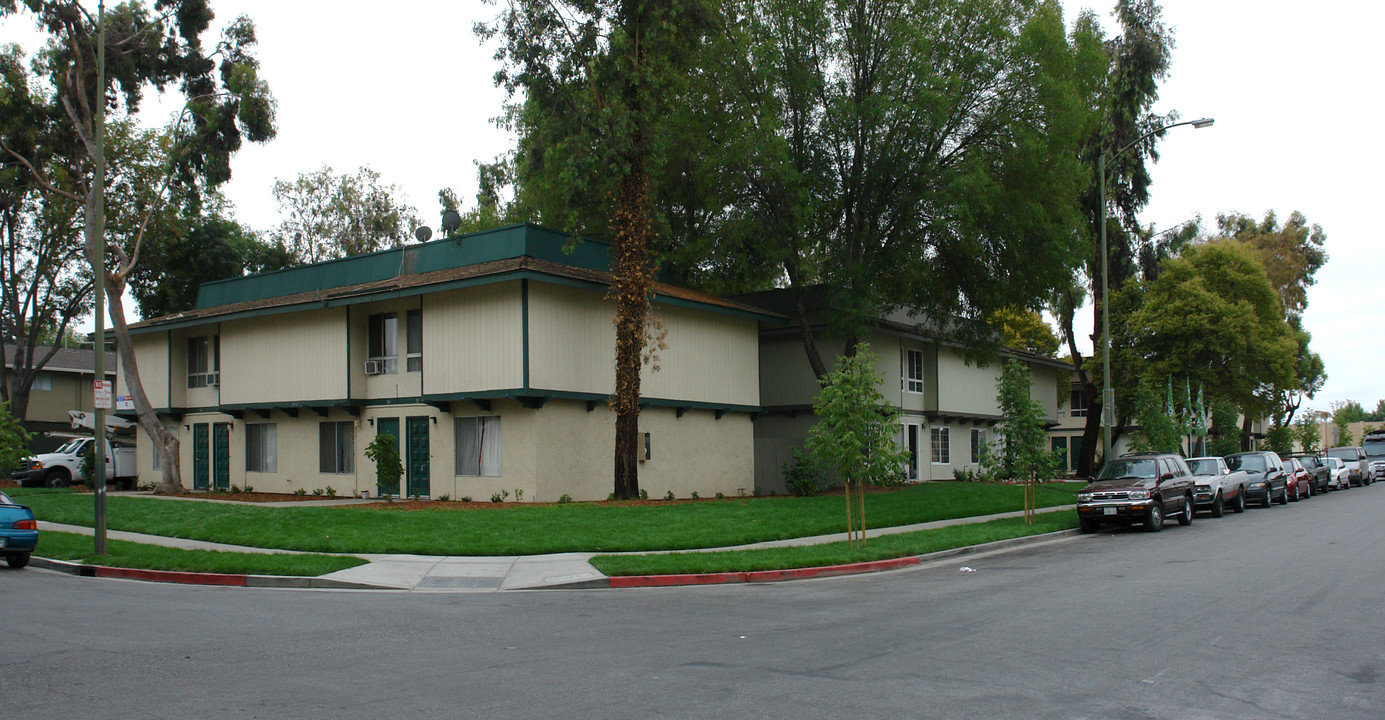 1480 Flanigan Dr in San Jose, CA - Building Photo