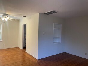 557 40th St in Sacramento, CA - Building Photo - Building Photo