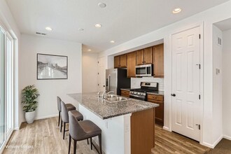 1654 S Andes Way in Aurora, CO - Building Photo - Building Photo