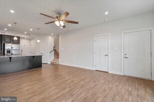 5908 Etterbeek St in Ijamsville, MD - Building Photo